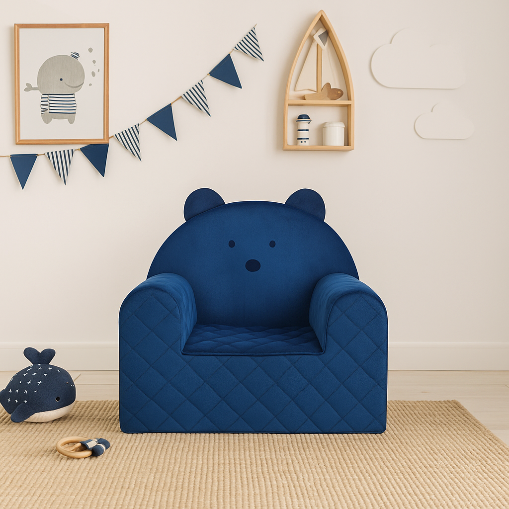 Poltroncina per bambini a forma di orso in velluto Blu scuro, vista d'insieme con rivestimento trapuntato